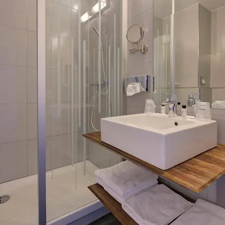 Le Nautic Hotel