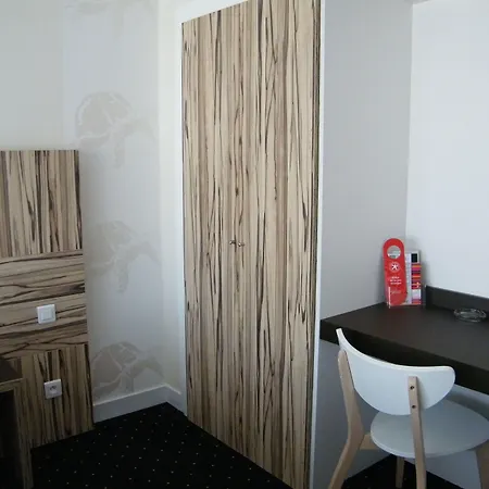 Ξενοδοχείο Le Nautic 3*